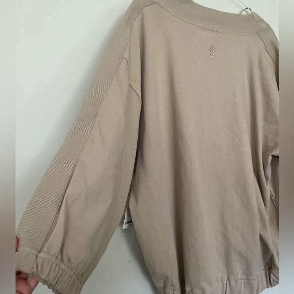 NWT Free People Movement Key Player Layer Oversized Sweatshirt Size XS - Picture 12 of 15